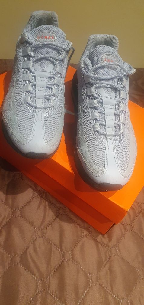 Оригинални мъжки маратонки Nike air max 95 - 41
