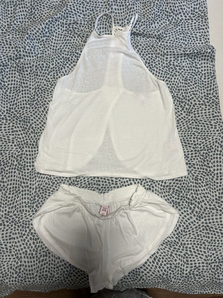 Дамска пижама Victoria Secret XS