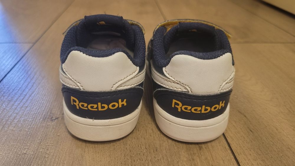 Бебешки обувки Reebok 21 номер