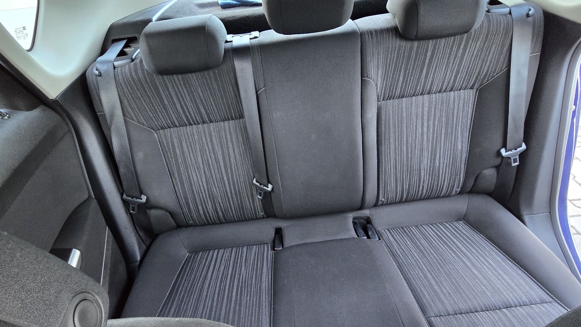 OPEL ASTRA J 1.4 Turbo 2011 година, (Пълна сервизна история)