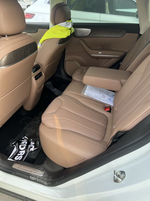 Leapmotor c 11 gibrit