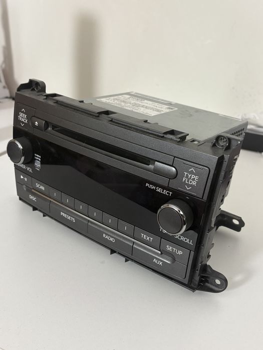 штатный магнитофон toyota sienna 3