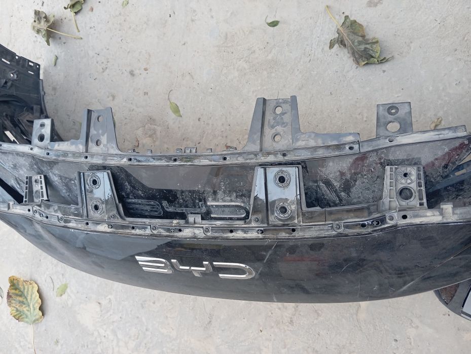 BYD chempion oldi bamper sotiladi