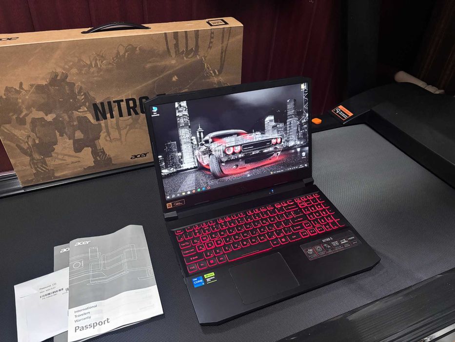 Acer Nitro 5. Core i5 11400h. RTX 3050.  Ssd 512gb. Ram 16gb.