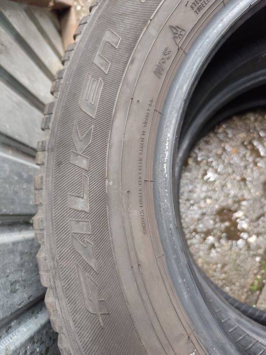 Anvelope 215 65 R17 iarna Pirelli/falken
