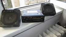 Set audio pentru masina (radio-casetofon si boxe + suport)