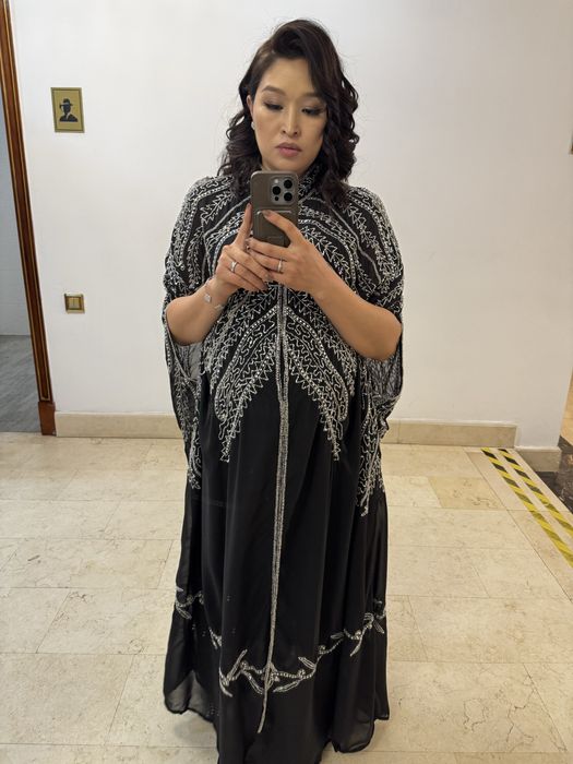 Платье вечернее