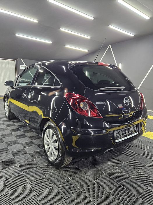 Vad  opel corsa din 2010