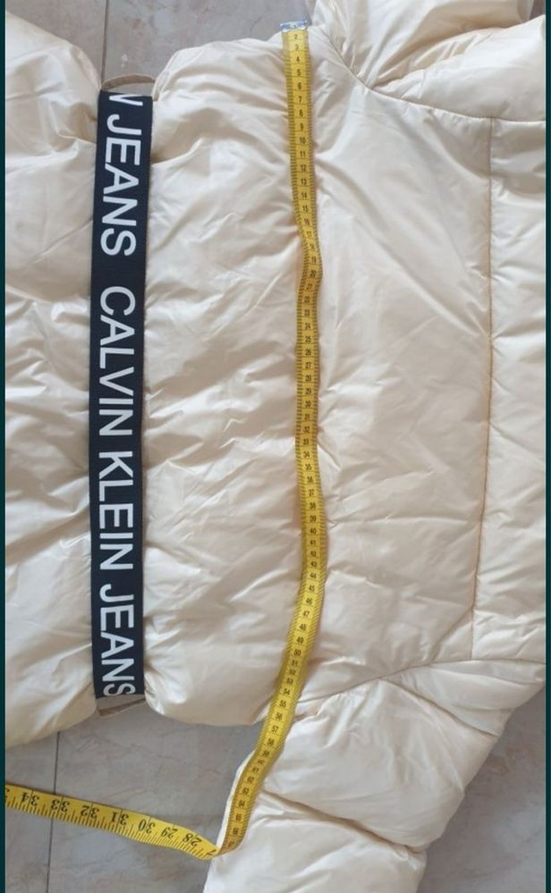 Дамско яке топ модел на calvin klein