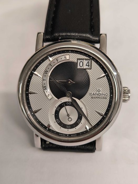 Продавам мъжки часовник CANDINO big DATE