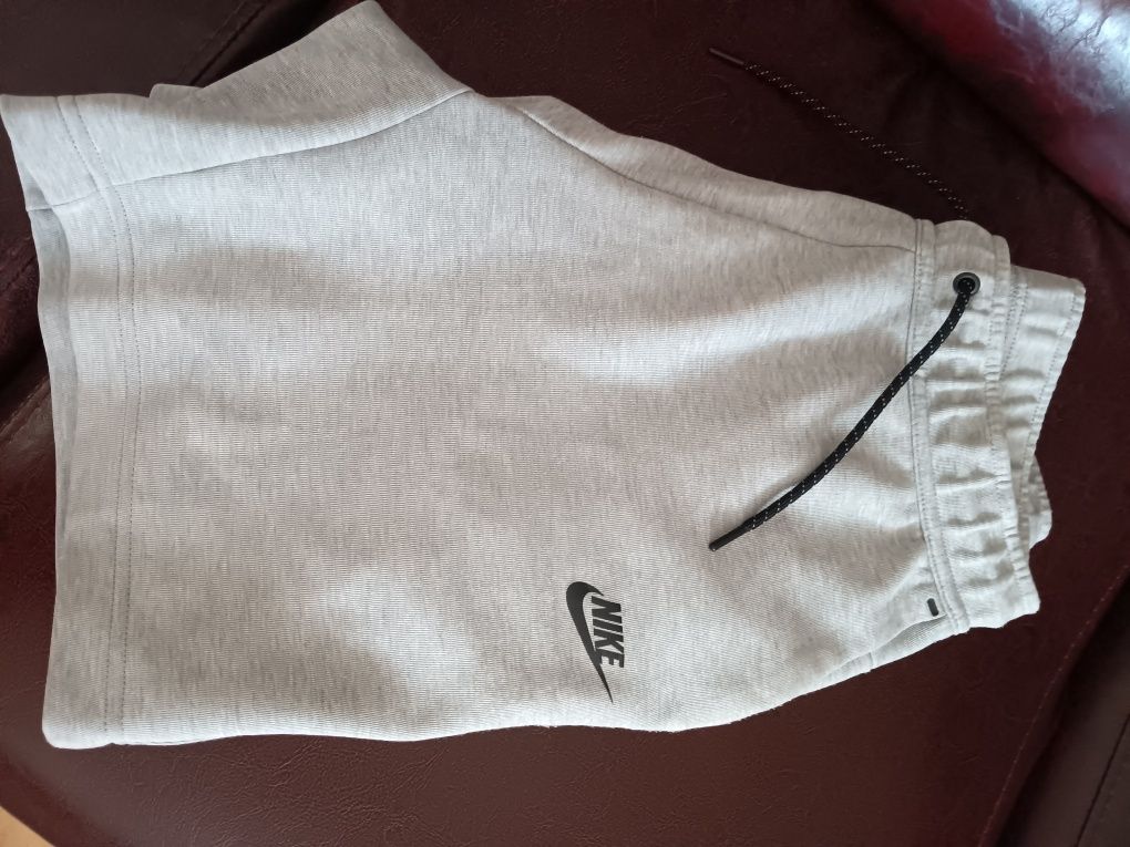 Tech fleece nike