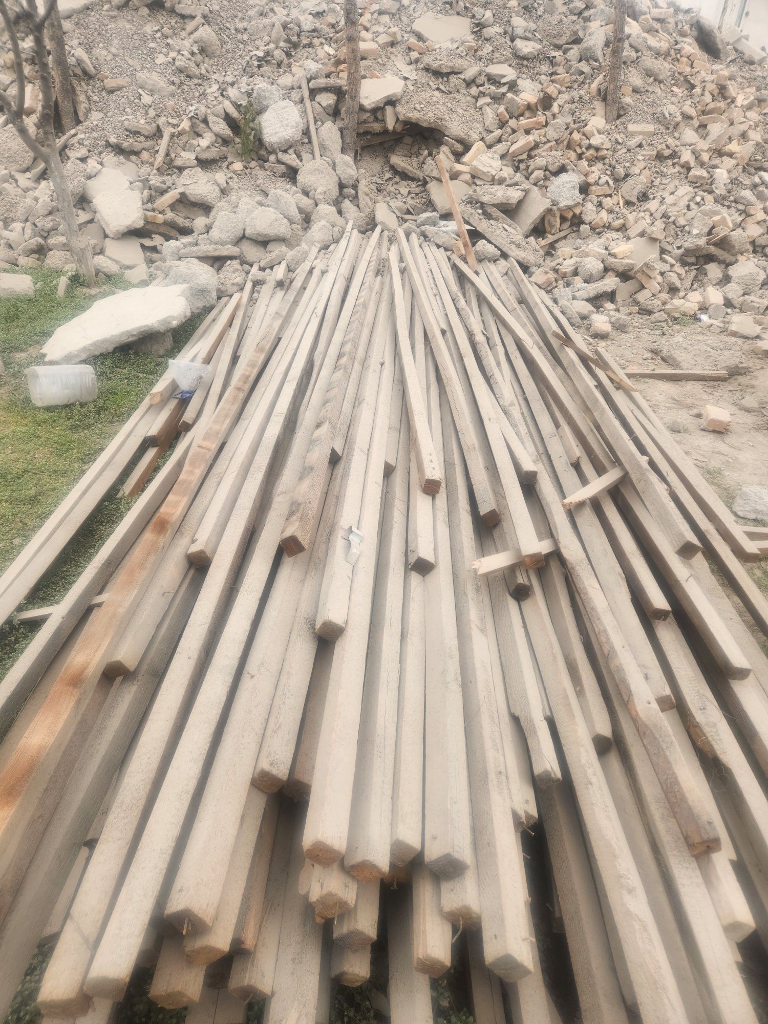Reka bor taxta 5×4  min metrdan oshiq 6500 somdan