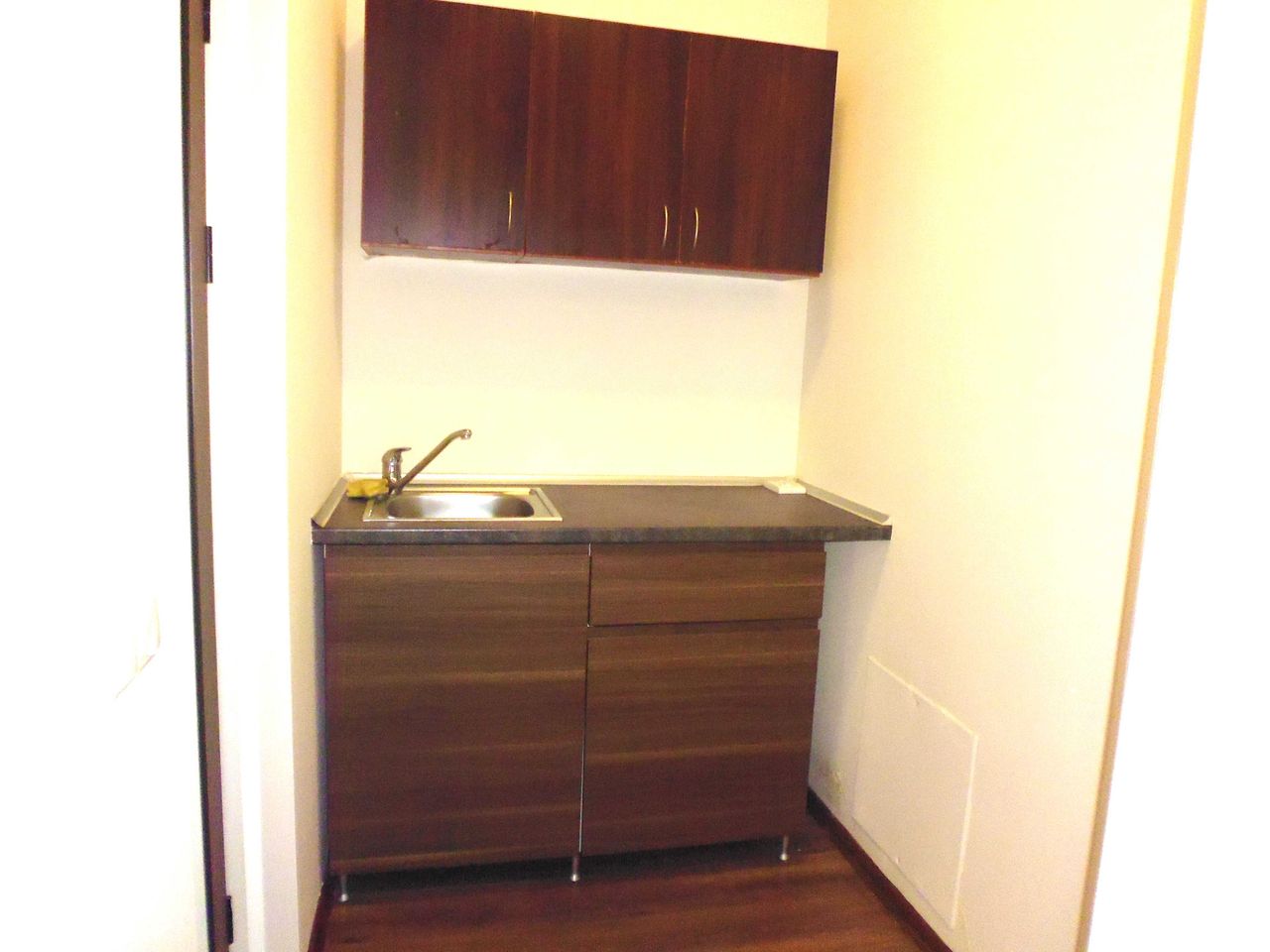 Дава се под наем Офис в София, Люлин 8 - 46 кв.м за 614 € - Снимка #9