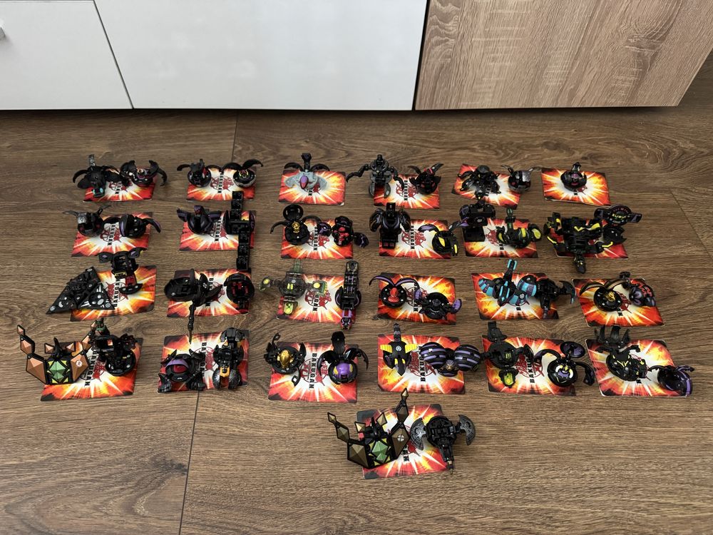 Бакуган играчки (Bakugan battle brawlers)