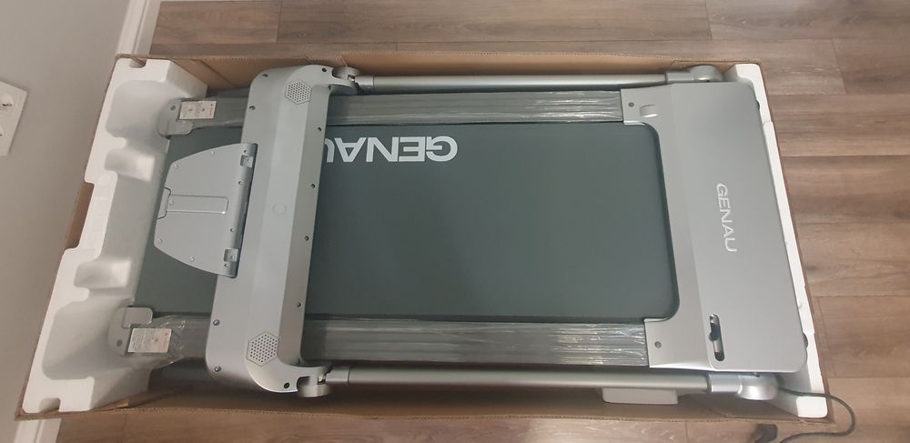 Беговая дорожка GENAU