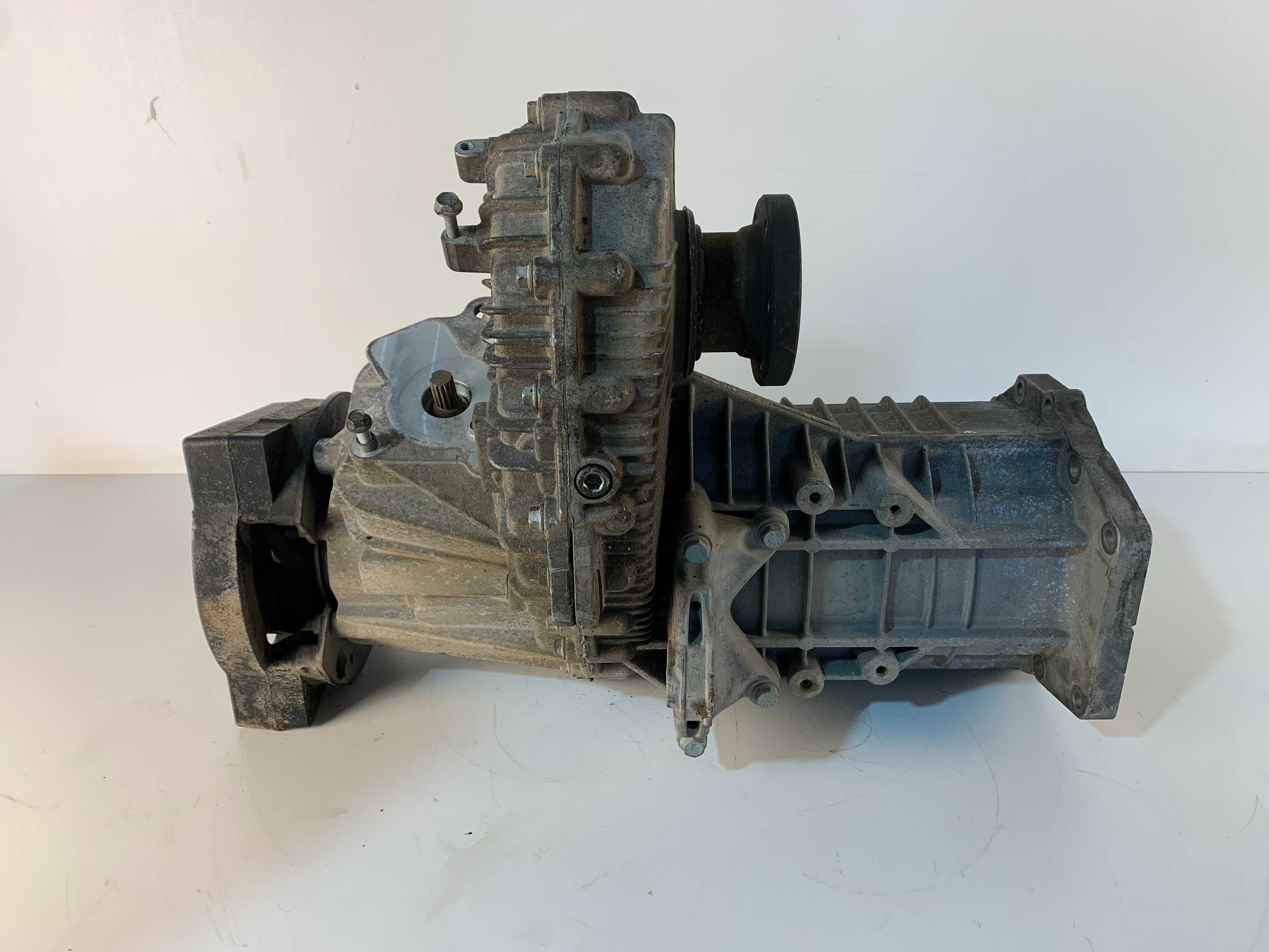 Раздатка Vw Touareg Фолксваген Туарег 2.5 175к.с. 06г.  0AD.341.012.LX