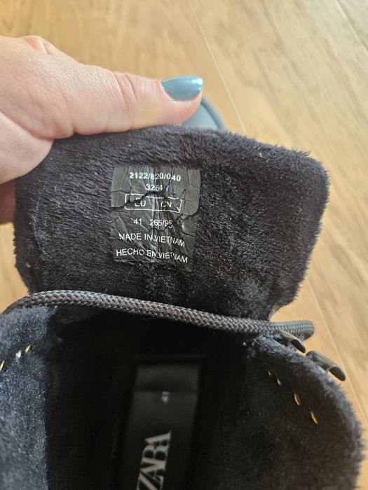 Vând ghete împlinite Zara