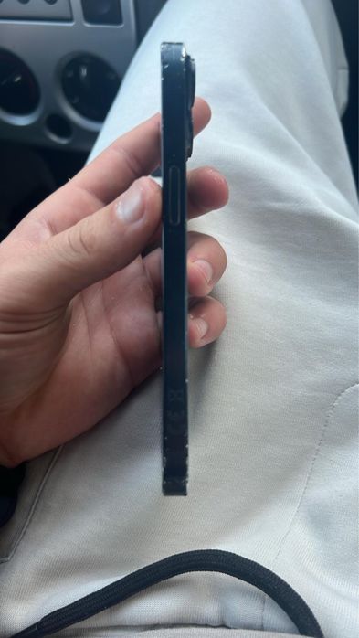 Vand iphone 14 sanatate baterie 88