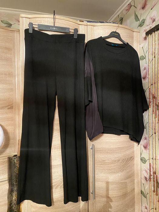 костюм женский 48-50