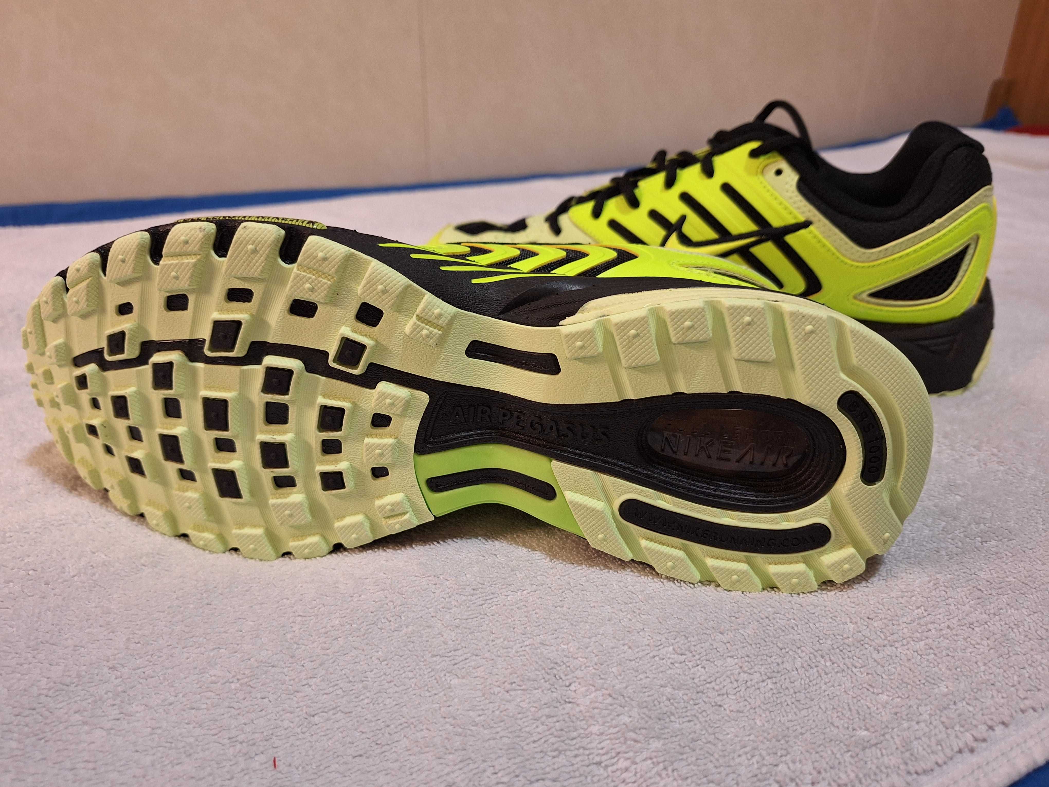 Чисто нови мъжки маратонки NIKE PEGASUS PLUS 2005
