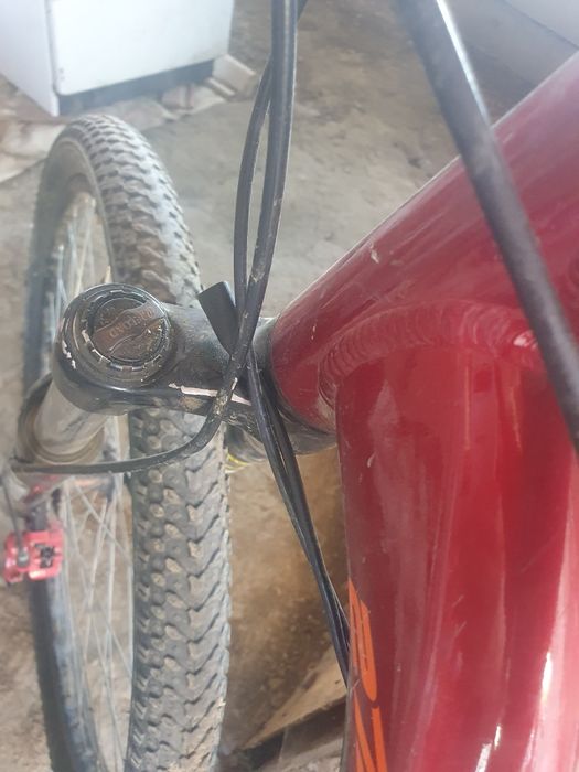 Vând bicicleta electrica