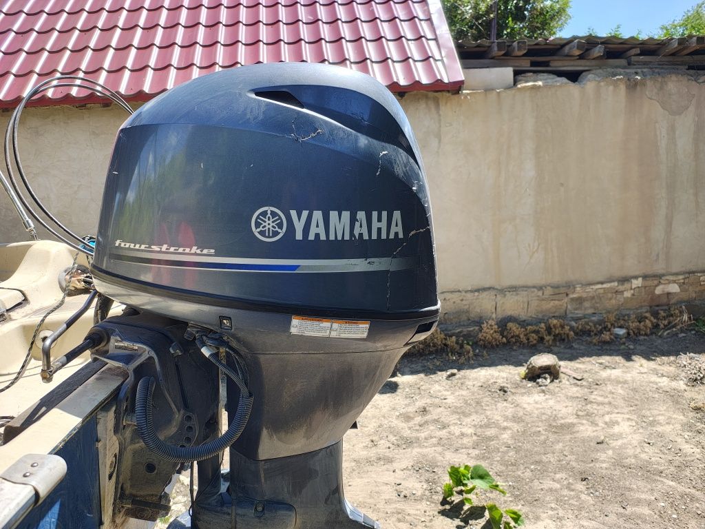 Vând corsar 630 cu motor Yamaha de 70 cp