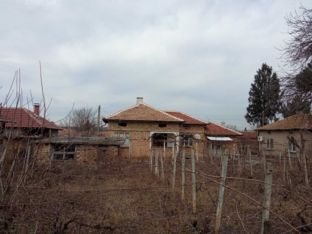 Продава се Къща в Търговище, Център - 80 кв.м за 415 €/кв.м - Снимка #4