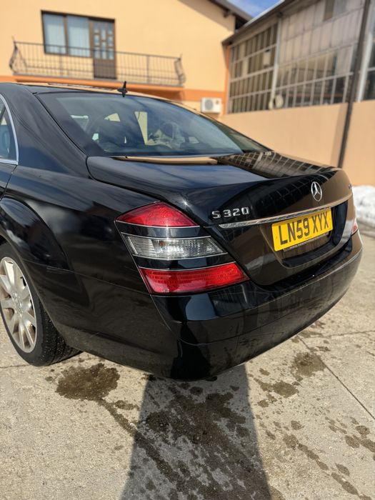 Haion portbagaj Mercedes s-clasd w221 stare impecabila! Negru