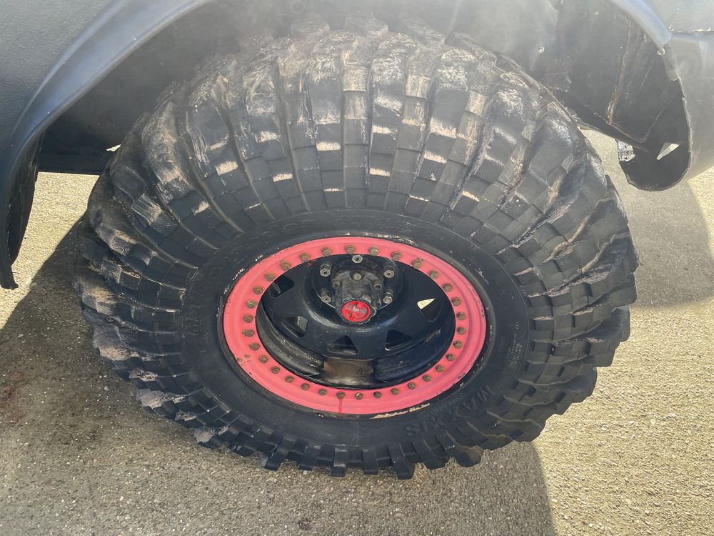 Anvelope offroad maxxis trepador 38,5 FĂRĂ JANTE PRET FIXX