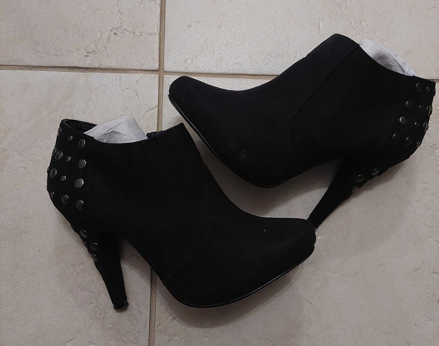 Дамски боти Bullboxer