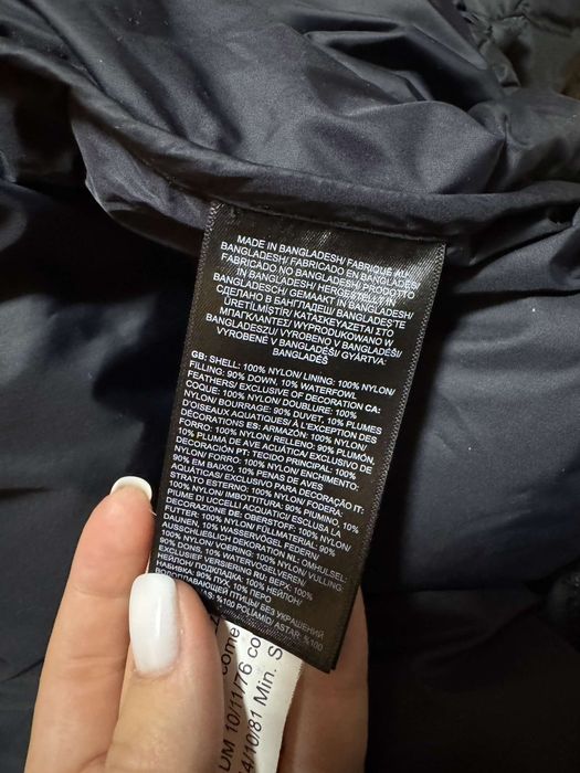 Vand geaca the north face,pentru femei.Marimea m