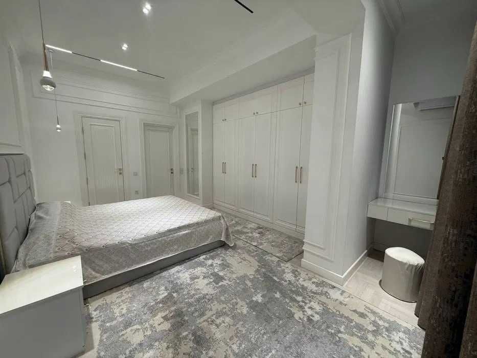 ПРОДАЕТСЯ‼️ 5 комнатная новостройка 128м подключ: метро Новза Чиланзар