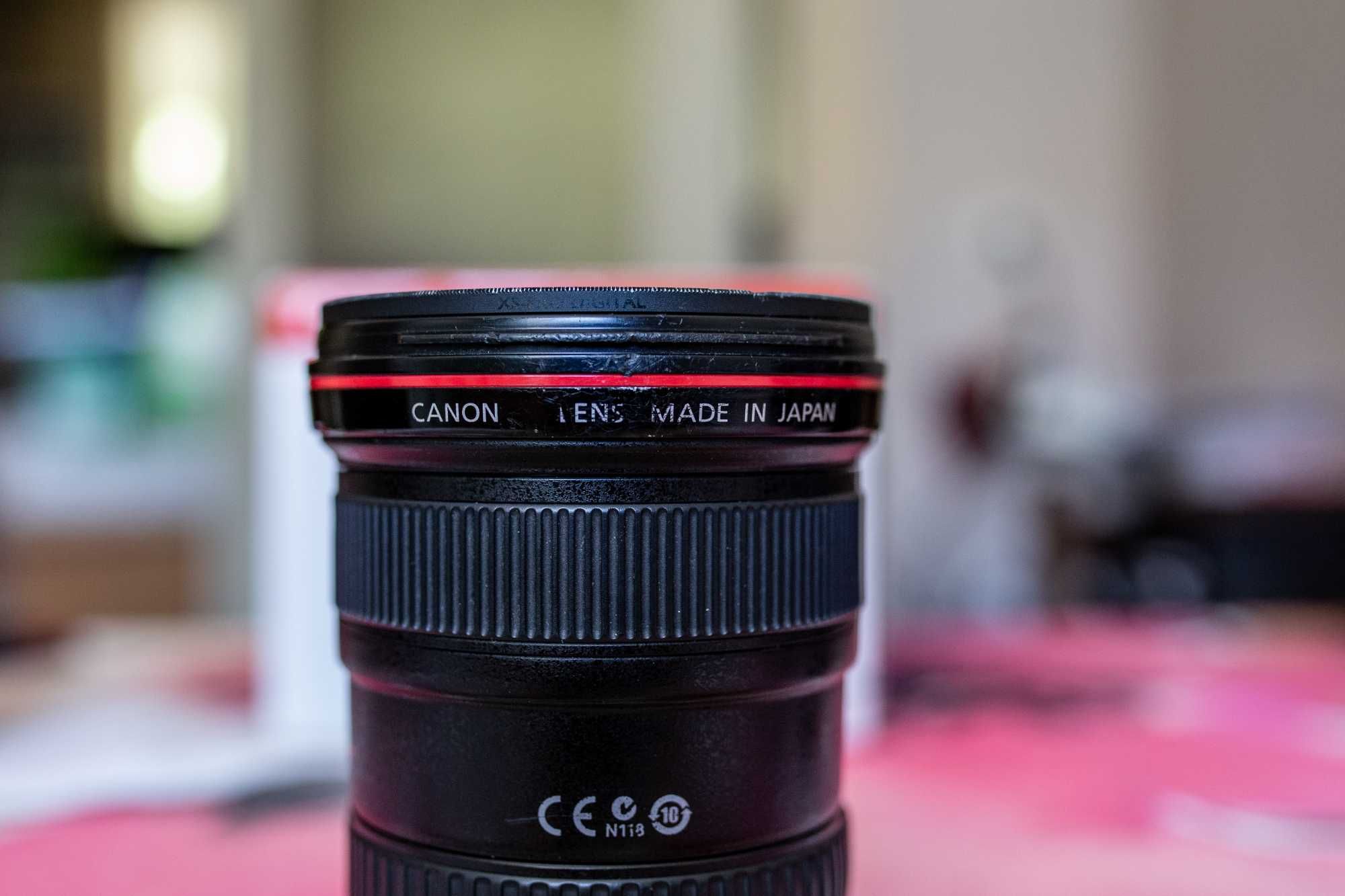 Обектив Canon 17-40