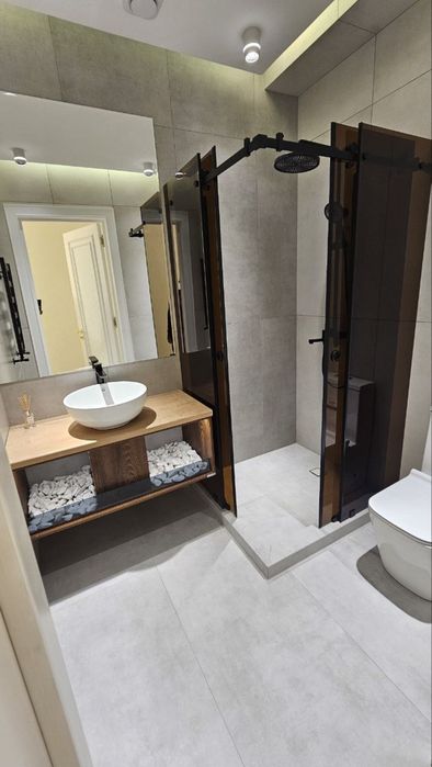 Продаются 2 белоснежных дома .Свои. Без посредников