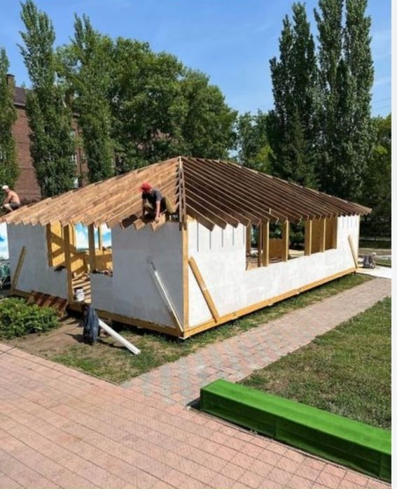 Кровельные  фасадные работы любой сложности.