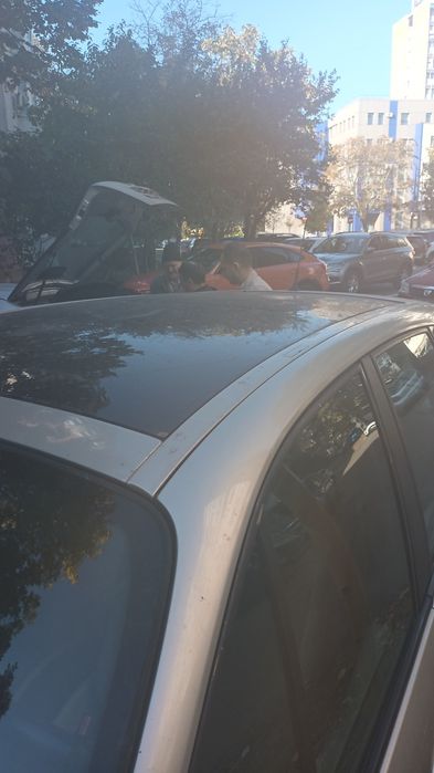 Vand Renault Scenic 1.6 benzina panoramic