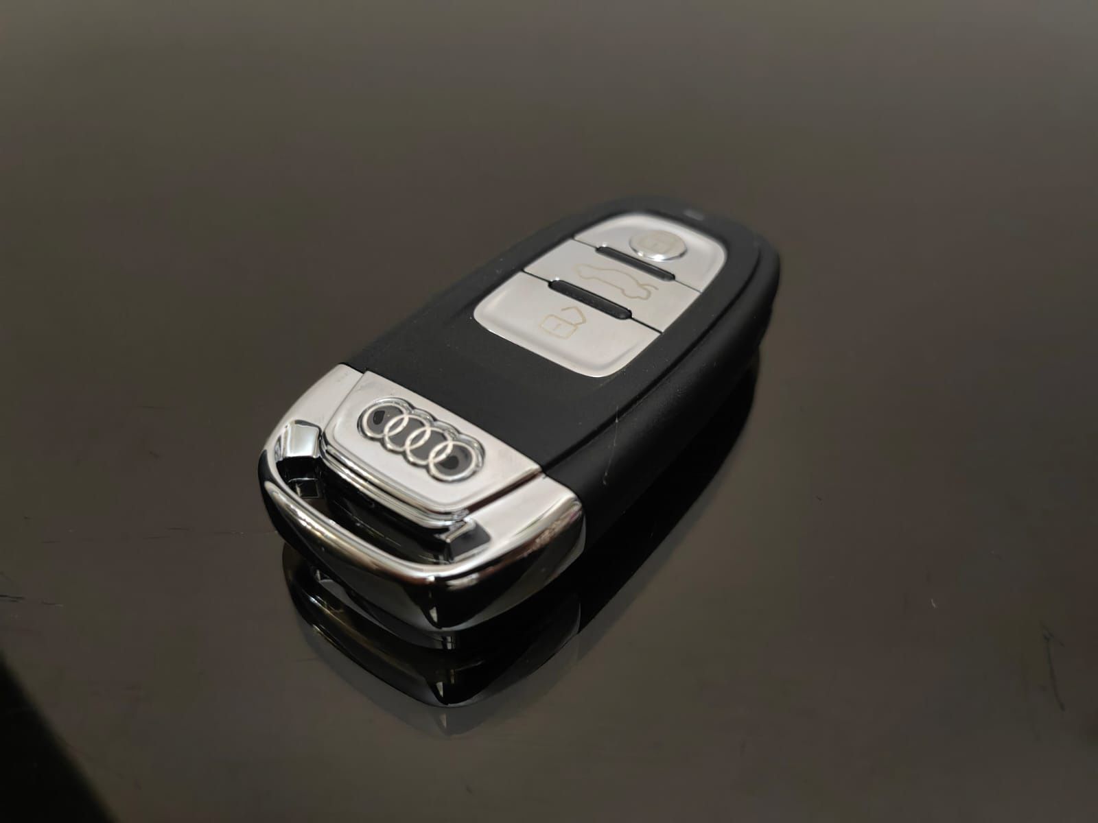 Cheie Audi Smartkey A4 A5 Q5 A6 A7