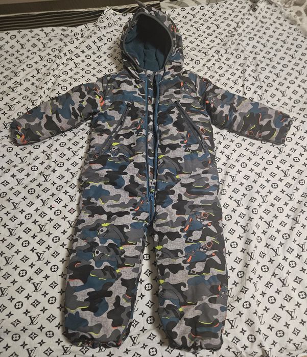 Комбенизон для мальчика в идеальном состоянии размер 98.