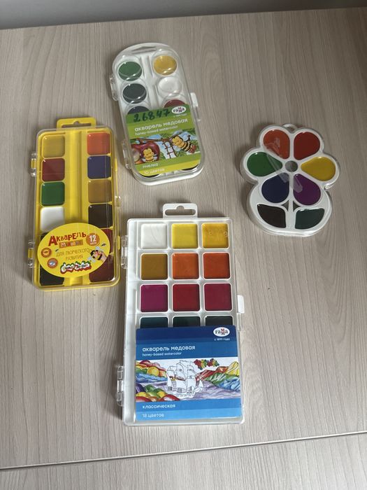 Краски для рисования и другие товары для труда