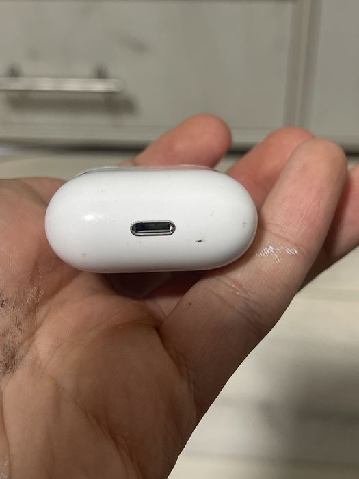 Carcasa air pods 2 originala