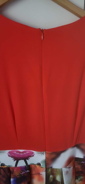 Rochie de ocazie rosie cu imprimeu multicolor, mar 38