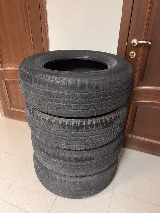 Продам шины на Тойота Прадо
