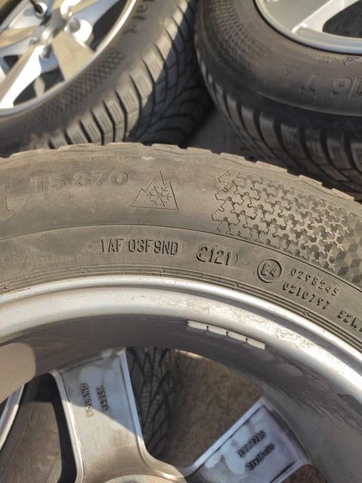 Зимни гуми Continental и оригинални джанти 16’ за Волво