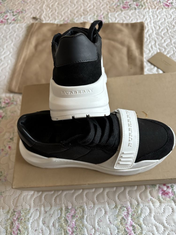 Оригинални Burberry, 37 номер