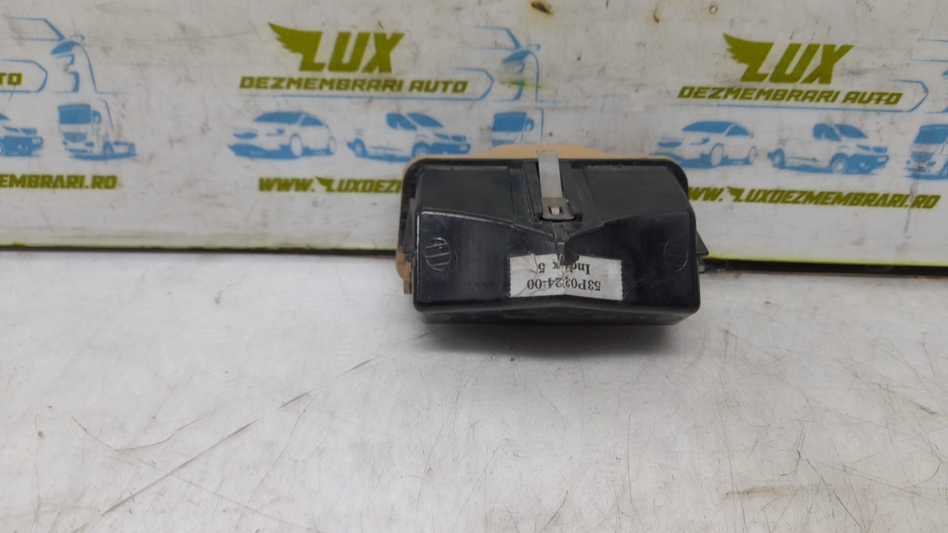 Scrumiera 51428249090 BMW X5 E53 [facelift] [2003 - 2006]