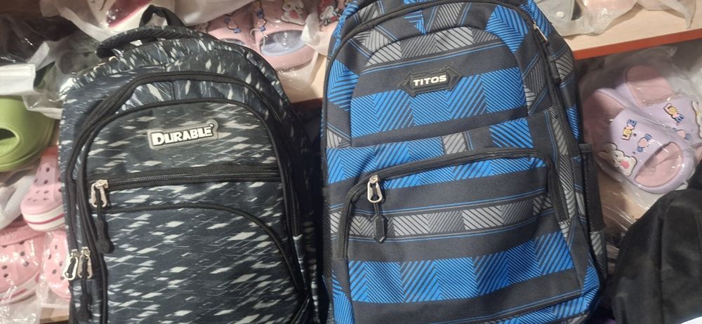 Срочно продам школьные рюкзак