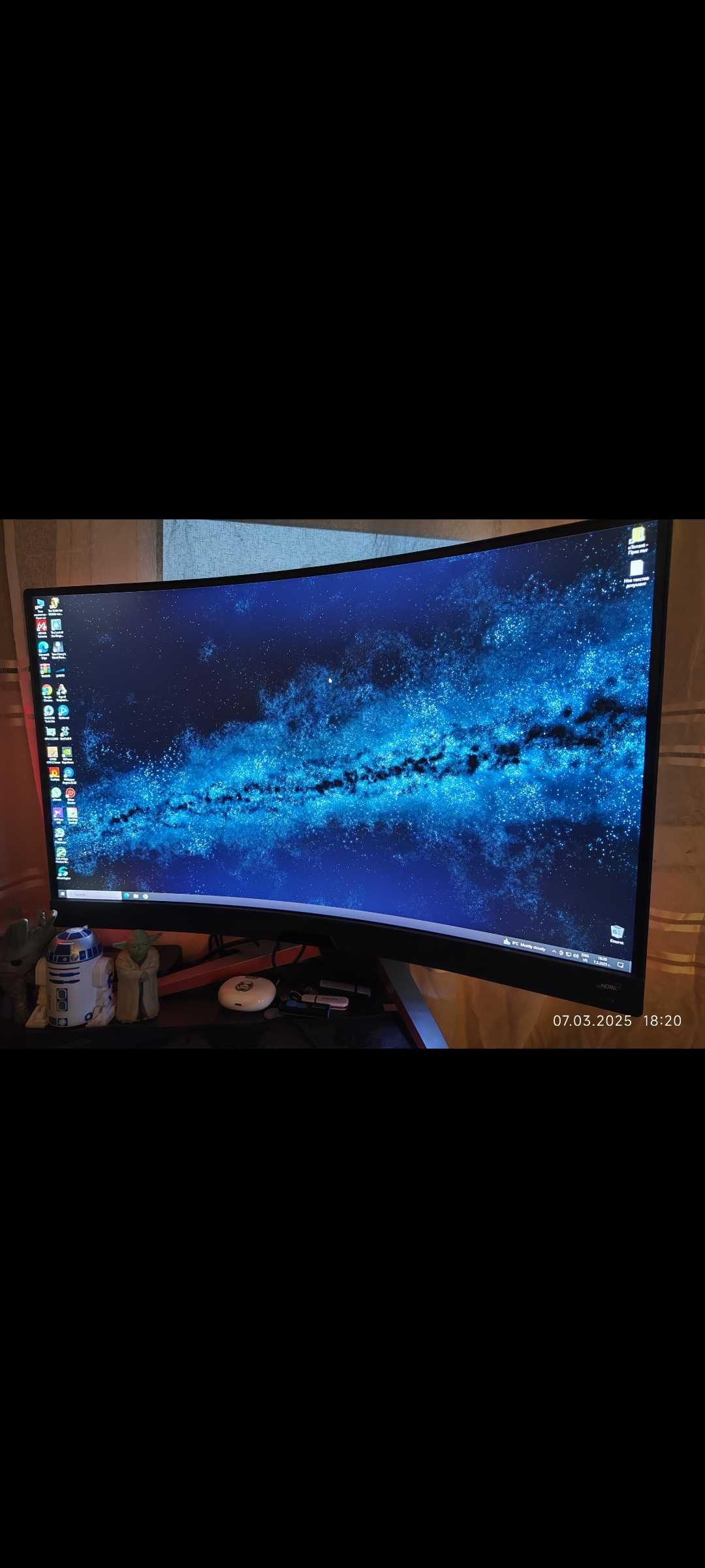 BenQ MOBIUZ EX2710R,2K, 165Hz,1Ms - Гаранция!