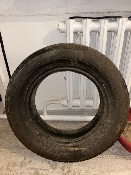 Продам буу комплект зимних шин.Состояние как новый