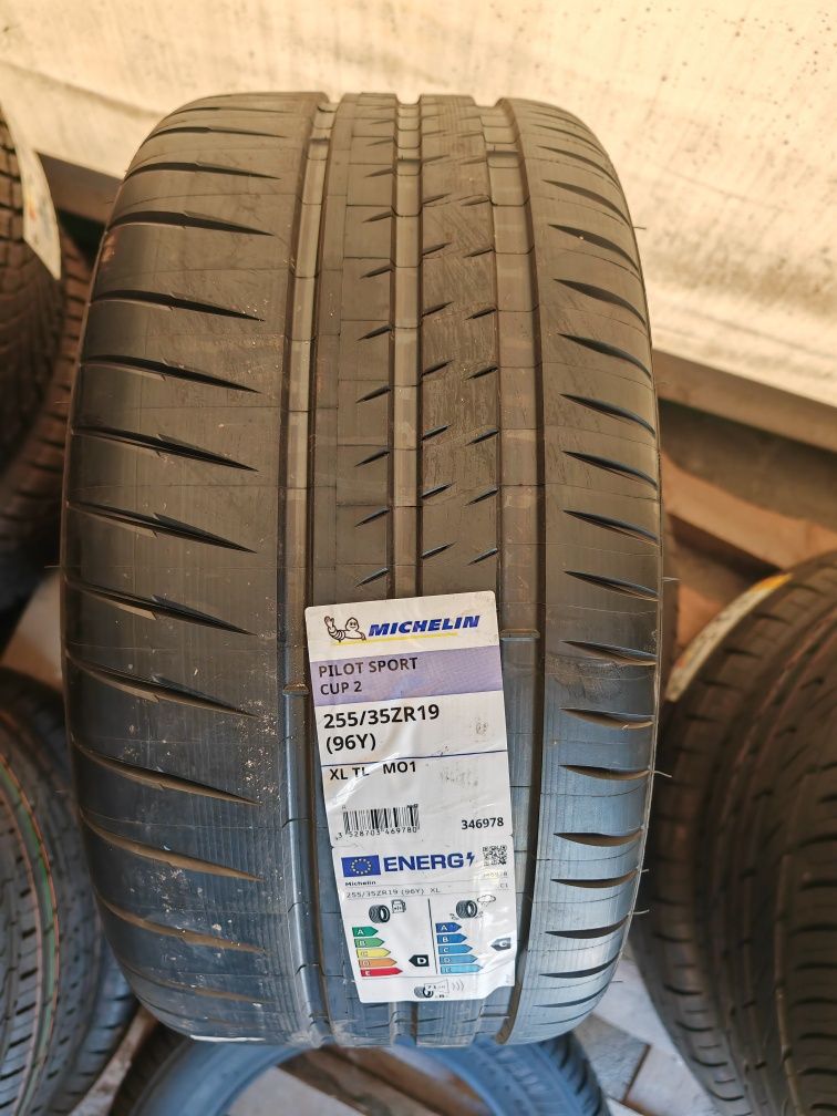 Vand anvelopele de vara Michelin Pilot Sport Cup 2 255/35x19