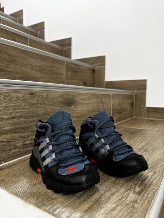 Зимни детски обувки Адидас